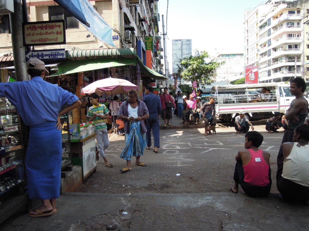 Ulice Yangoonu, fot. M. Lehrmann