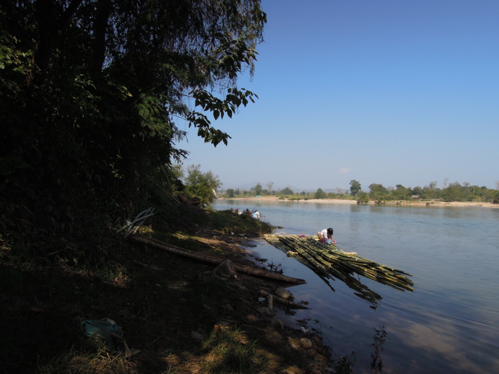 Tratwa na rzece Dokthawaddy, Hsipaw, fot. M. Lehrmann