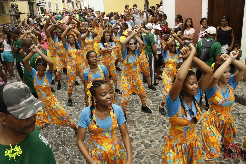 Karnawałowy taniec, zdjęcie zamieszczamy dzięki uprzejmości organizacji Sal da Terra, http://www.saldaterra.art.br/2013/