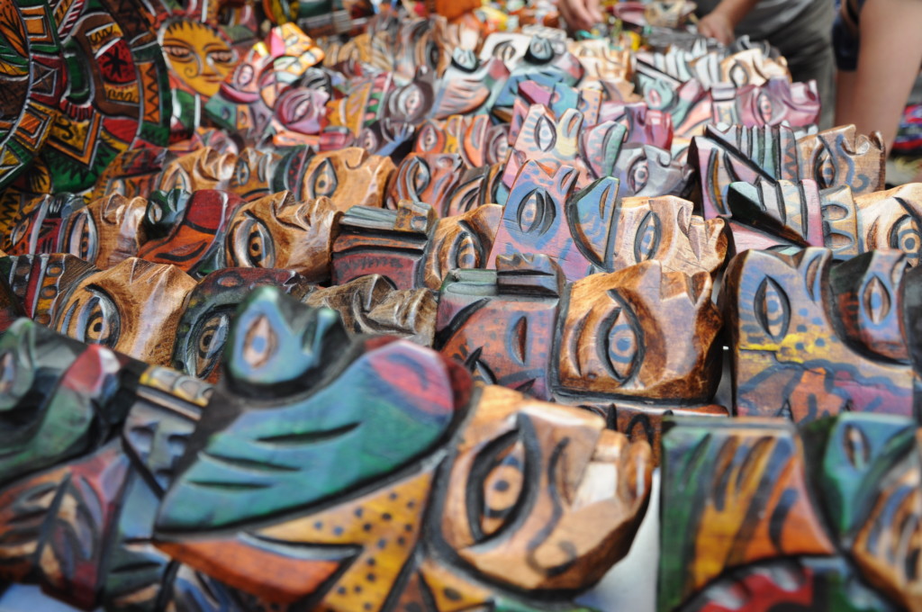 Drewniane maski, Chichicastenango, Gwatemala, fot. Ula Kupińska