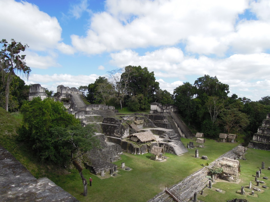 Acropolis Północny, ważne miejsce ceremonii religijnych, Tikal, fot. M. Lehrmann